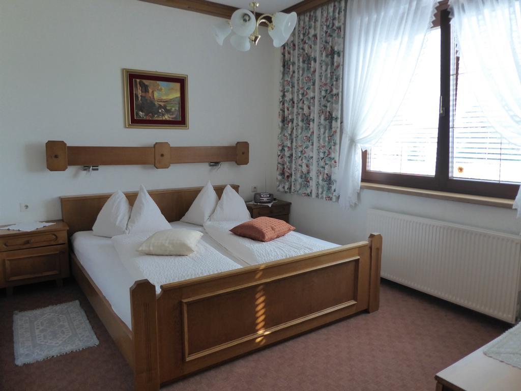 Leyrer Apartment *